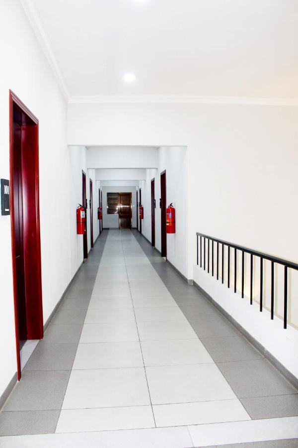 Ixoras Hotel Kinshasa Exterior photo