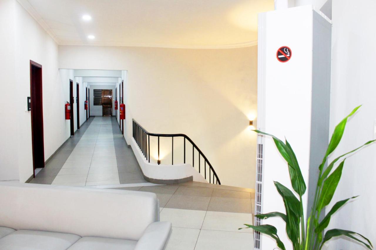 Ixoras Hotel Kinshasa Exterior photo