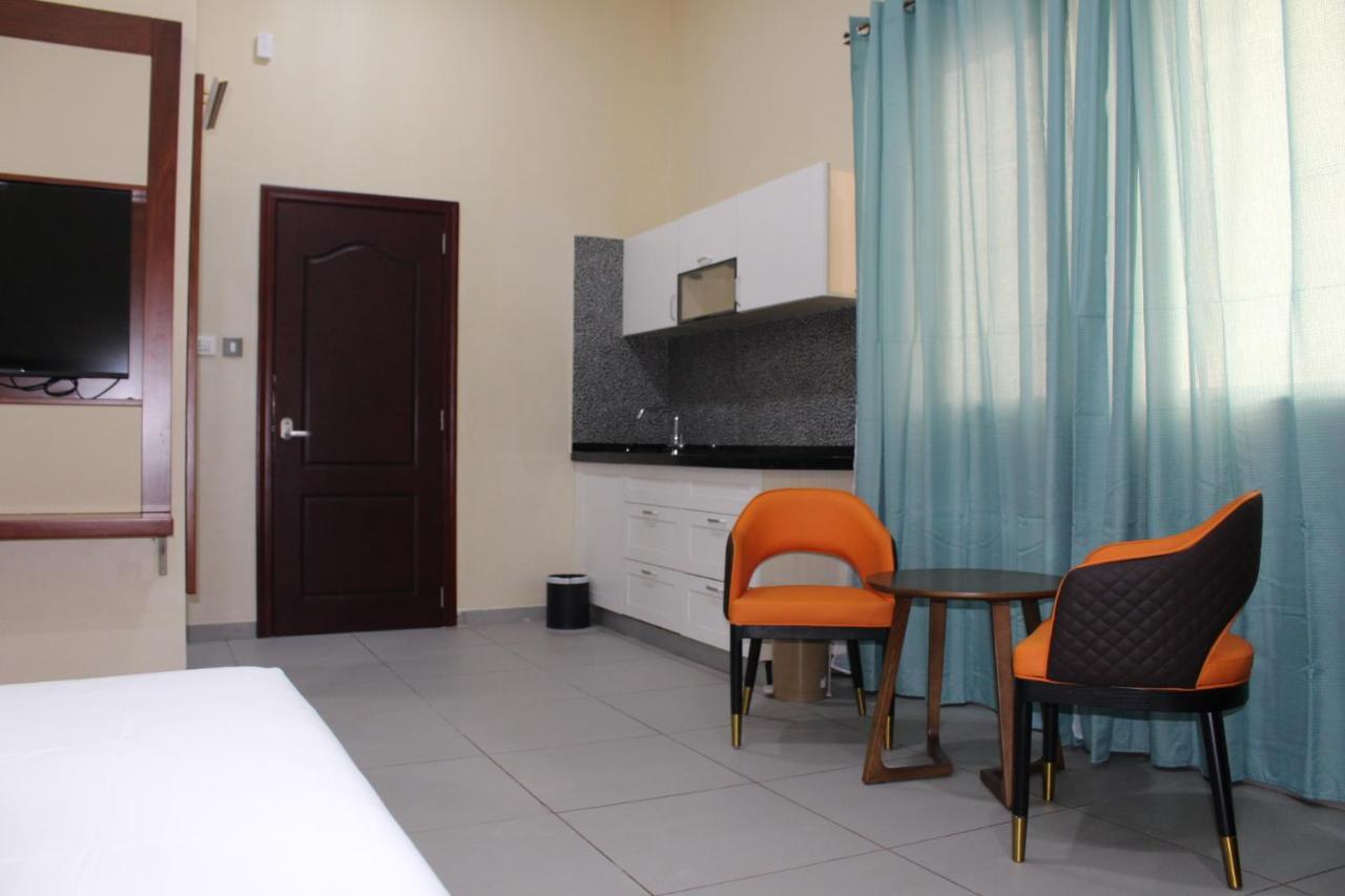 Ixoras Hotel Kinshasa Exterior photo